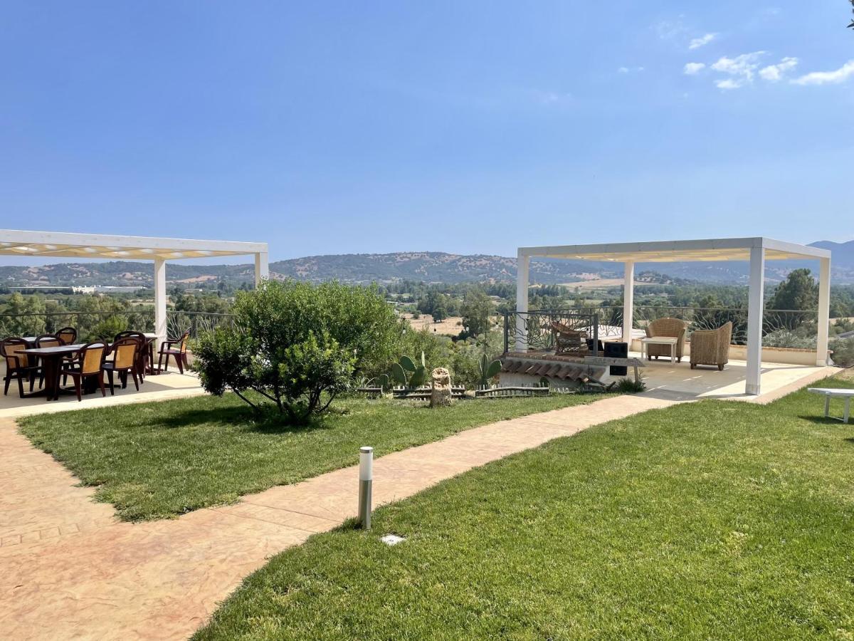 Hotel Essenza Di Mirto لا كاليتا المظهر الخارجي الصورة